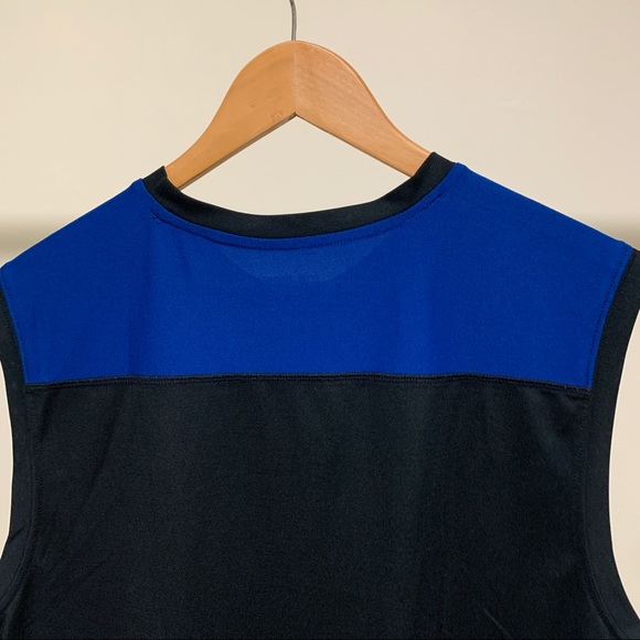Sleeveless Navy Athletic T - Picture 4 of 5